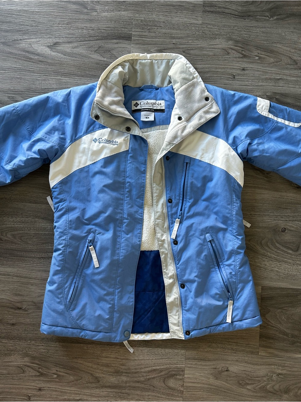 Columbia Light Blue and White Ski Jacket